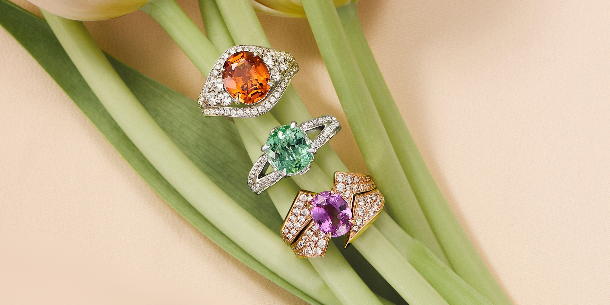 Bold geometry, rich colours.
From the rich, sunlit orange of a Nigerian Mandarin Garnet to the vivid blue-green of Paraíba tourmaline and the saturated purplish pink of Madagascar sapphire, each gemstone reveals a distinct expression of colour. Set against brilliant diamonds, these extraordinary hues take on new depth, intensity and luminosity.
