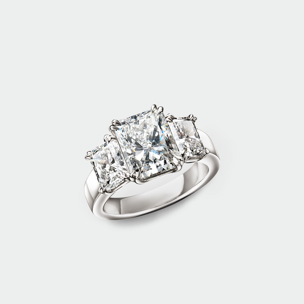 Radiant cut diamond trinity ring | SUEN