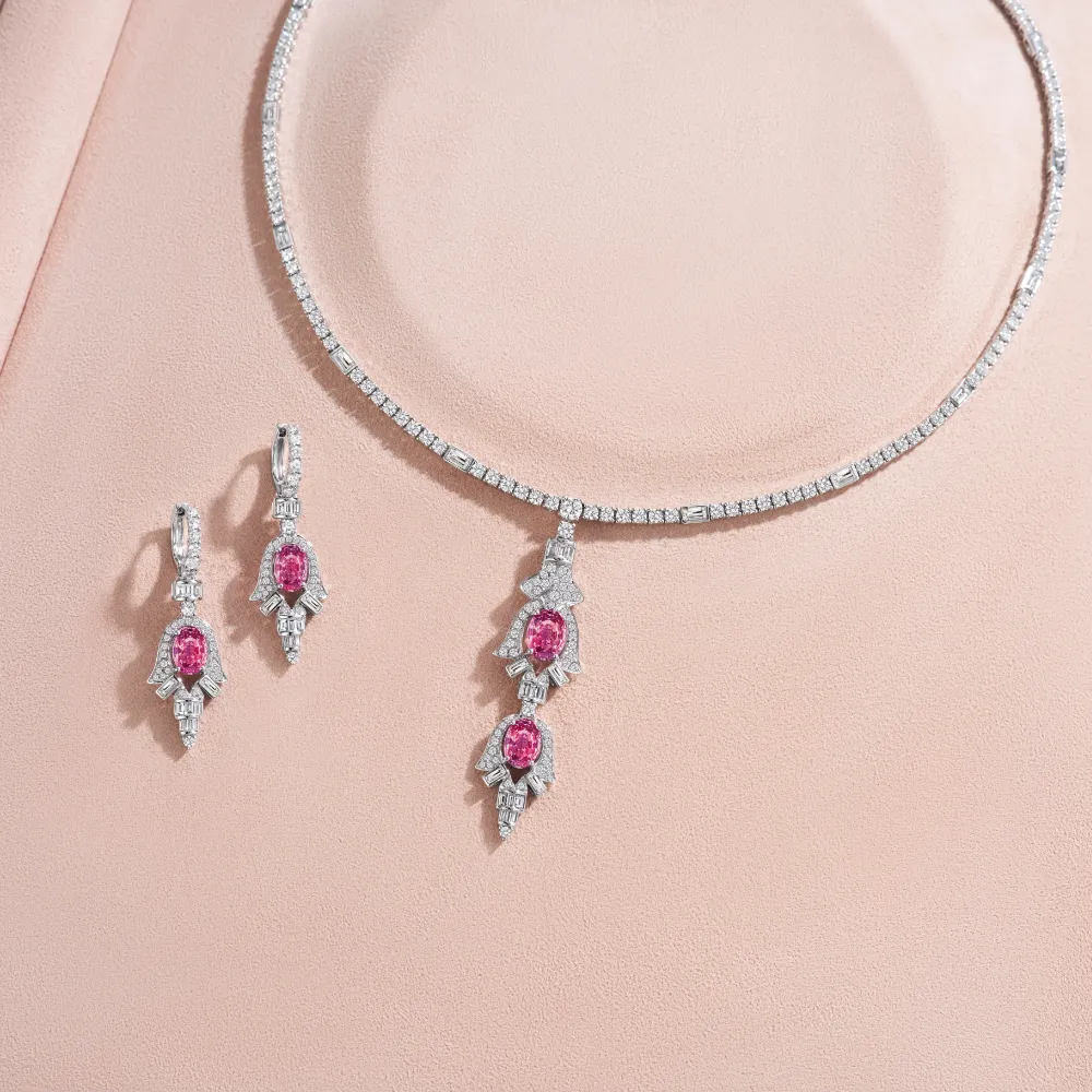 Fancy yellow diamonds with white diamonds necklace | High Jewellery | SUEN