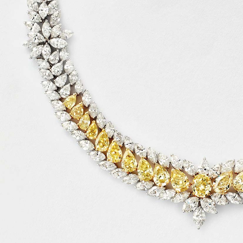 Fancy yellow diamonds with white diamonds necklace | High Jewellery | SUEN